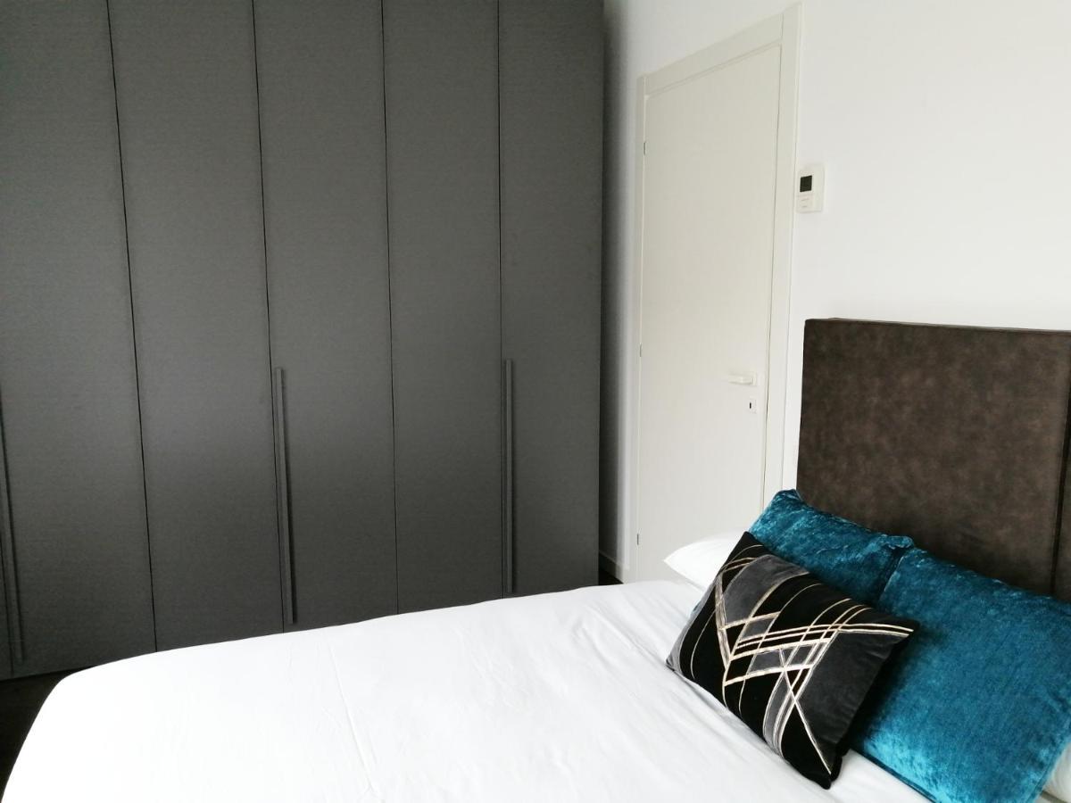Aria Boutique Apartments Farneti Milan Bagian luar foto