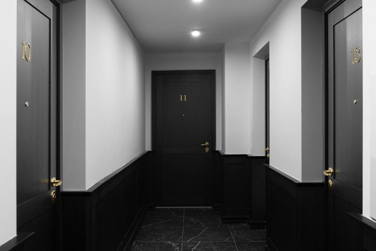 Aria Boutique Apartments Farneti Milan Bagian luar foto