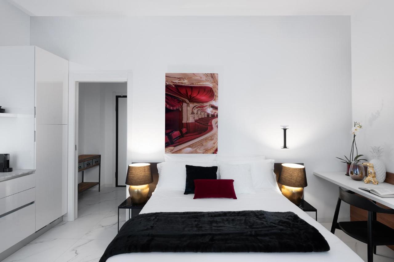 Aria Boutique Apartments Farneti Milan Bagian luar foto