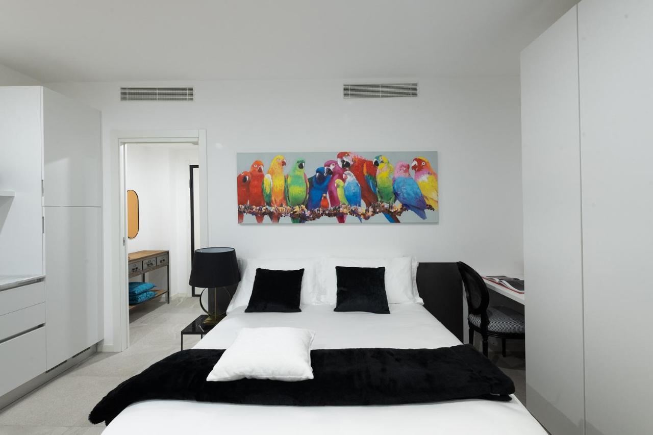 Aria Boutique Apartments Farneti Milan Bagian luar foto