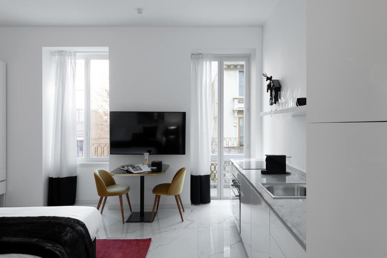 Aria Boutique Apartments Farneti Milan Bagian luar foto