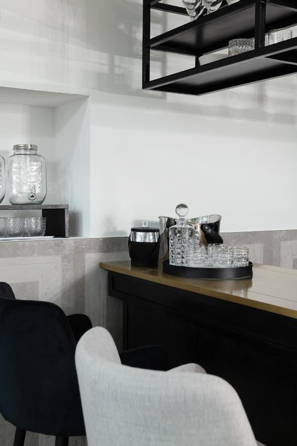 Aria Boutique Apartments Farneti Milan Bagian luar foto