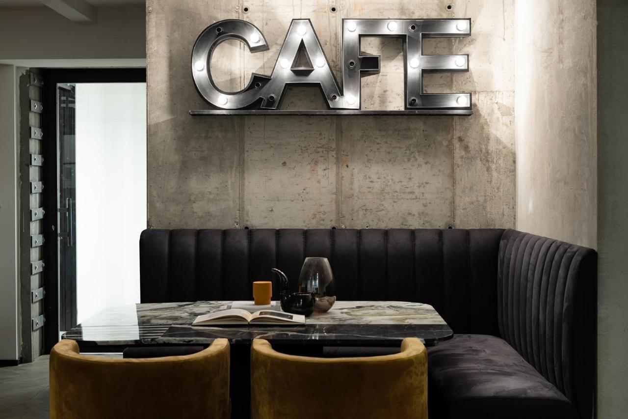 Aria Boutique Apartments Farneti Milan Bagian luar foto