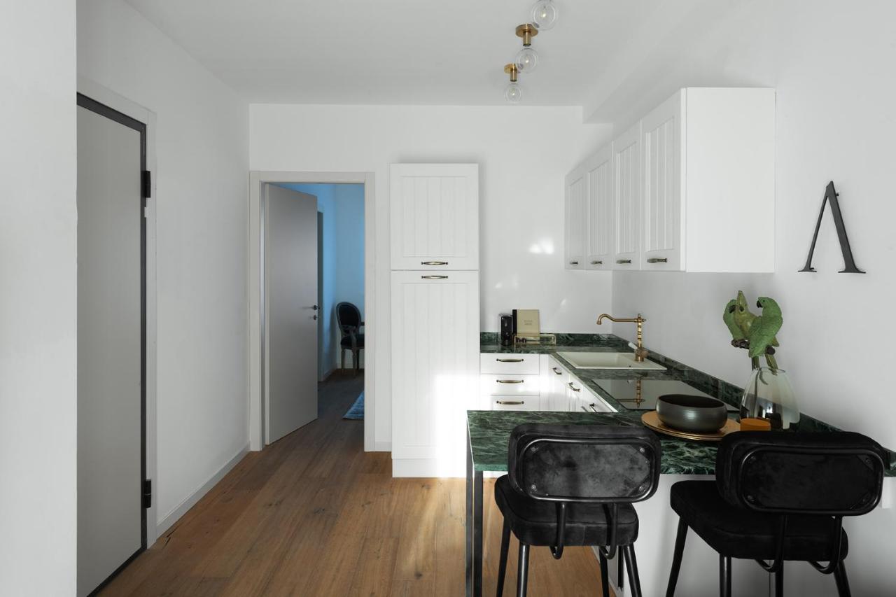 Aria Boutique Apartments Farneti Milan Bagian luar foto